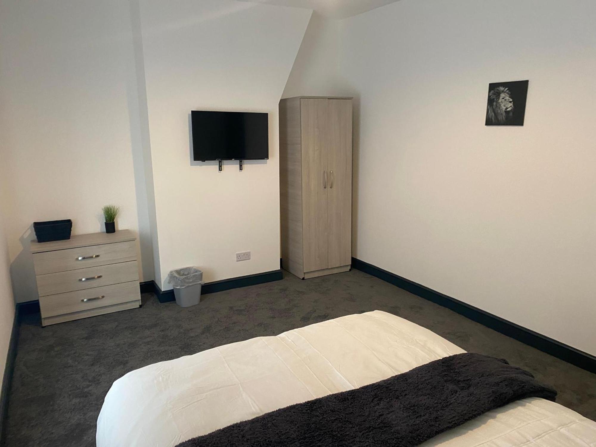 Houghton Guest House 2 Stoke-on-Trent Extérieur photo