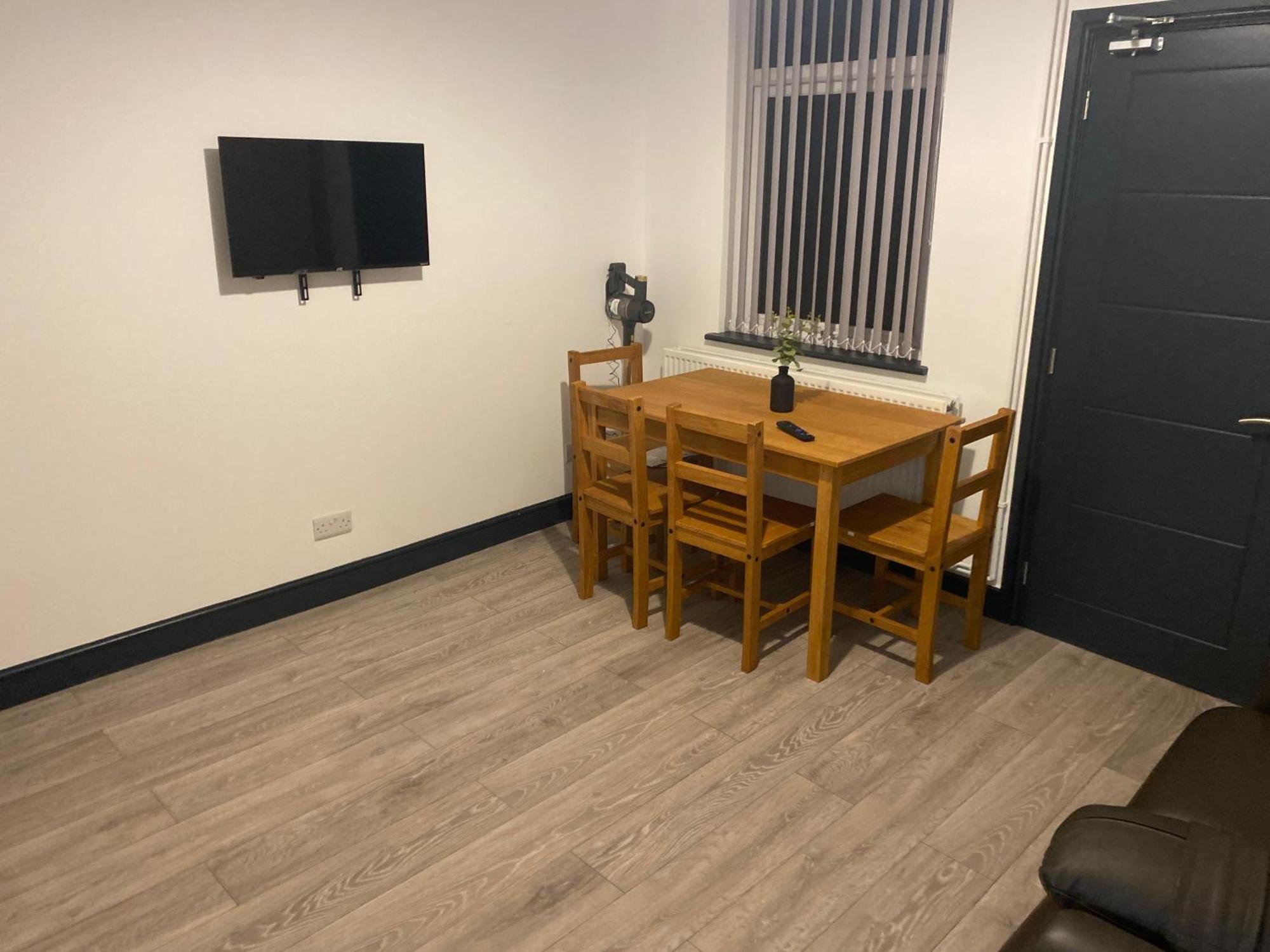 Houghton Guest House 2 Stoke-on-Trent Extérieur photo
