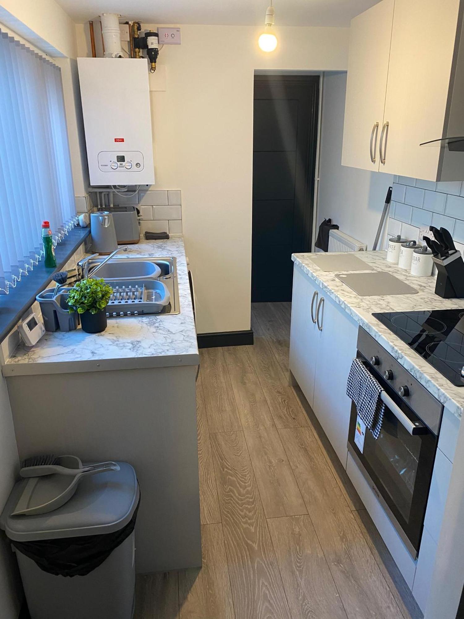 Houghton Guest House 2 Stoke-on-Trent Extérieur photo